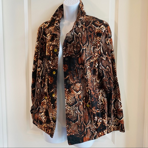 Versatile Snake Print Jacket - Picture 6 of 7